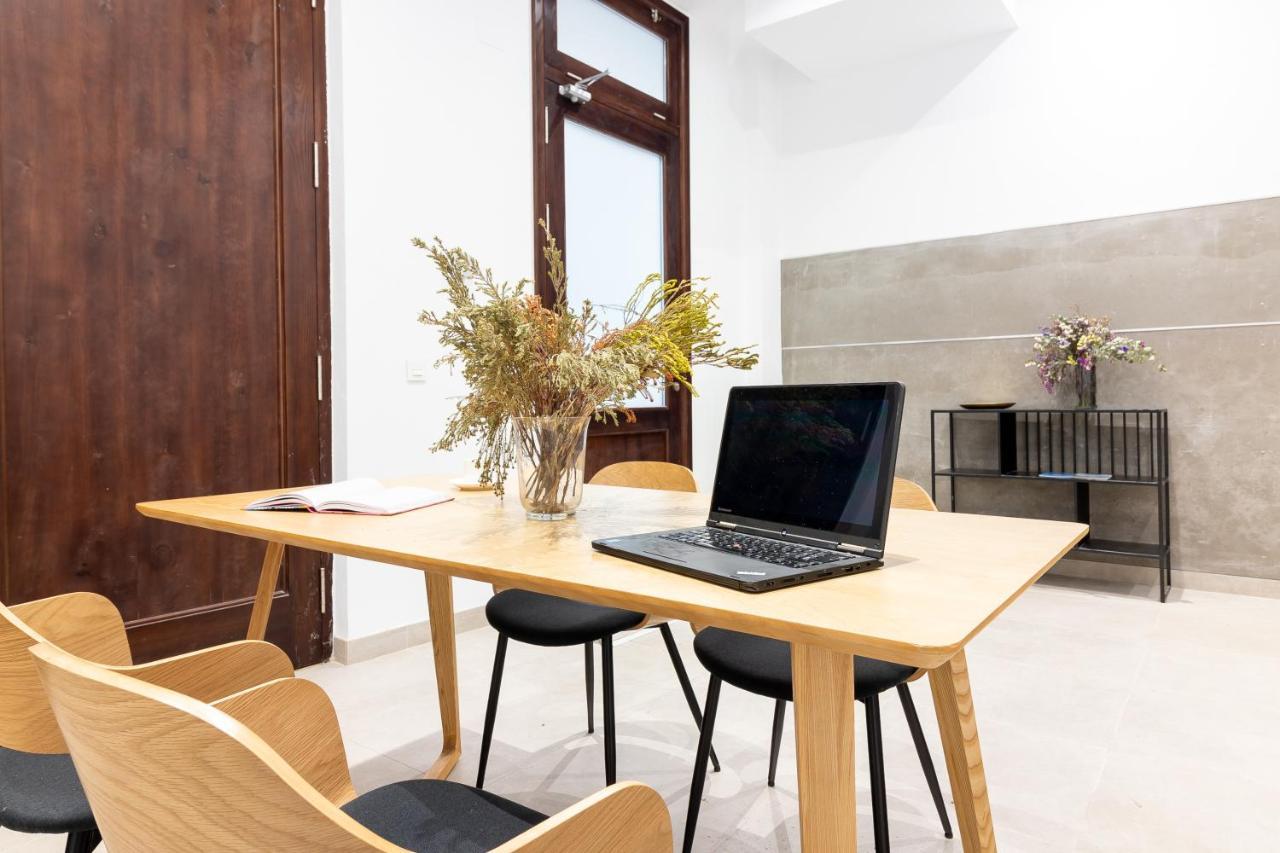 Malaga Center Flat Mariblanca 12 Sun & Terrace Boutique Apartment ภายนอก รูปภาพ